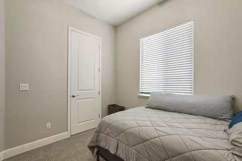 Bedroom - 2013 Van Ruiten Dr, Lodi, CA 95242 photo 2 of 6