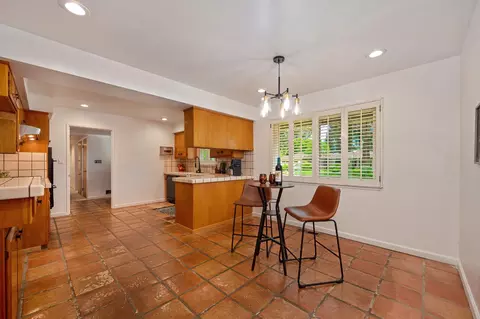 Dining - 1451 Mcclaren Dr, Carmichael, CA 95608 photo 2 of 4