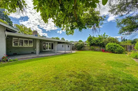 Exterior - 1451 Mcclaren Dr, Carmichael, CA 95608 photo 20 of 27