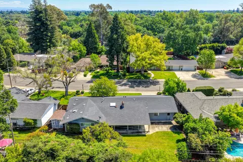 View/Area - 1451 Mcclaren Dr, Carmichael, CA 95608 photo 5 of 15