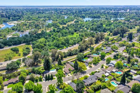 View/Area - 1451 Mcclaren Dr, Carmichael, CA 95608 photo 13 of 15