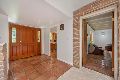 Entry Way - 1451 Mcclaren Dr, Carmichael, CA 95608 photo 5 of 6