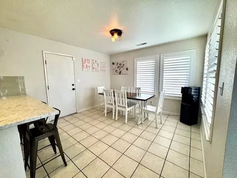 Dining - 1017 Stillwater Ln, Modesto, CA 95351 photo 2 of 2