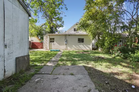 Exterior - 2018 E Myrtle St, Stockton, CA 95205 photo 10 of 11
