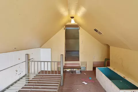 Bedroom - 2018 E Myrtle St, Stockton, CA 95205 photo 9 of 9