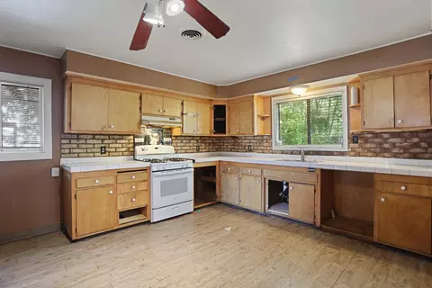 Kitchen - 2018 E Myrtle St, Stockton, CA 95205 photo 3 of 3