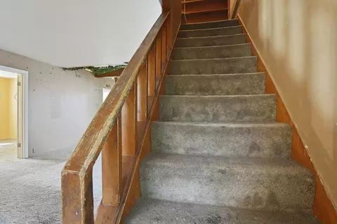 Entry Way - 2018 E Myrtle St, Stockton, CA 95205 photo 2 of 2