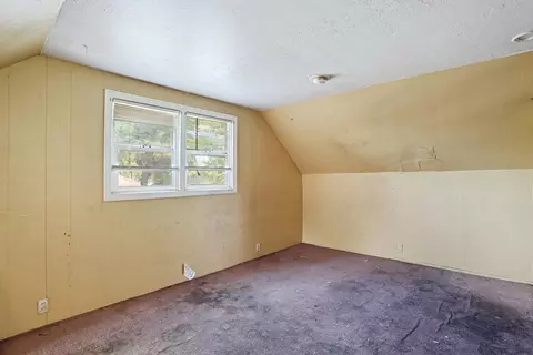 Bedroom - 2018 E Myrtle St, Stockton, CA 95205 photo 6 of 9