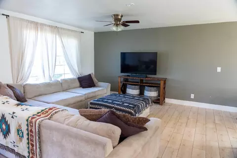 Living - 1612 Larry St, Olivehurst, CA 95961 photo 4 of 4