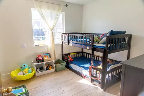 Bedroom - 1612 Larry St, Olivehurst, CA 95961 photo 2 of 3