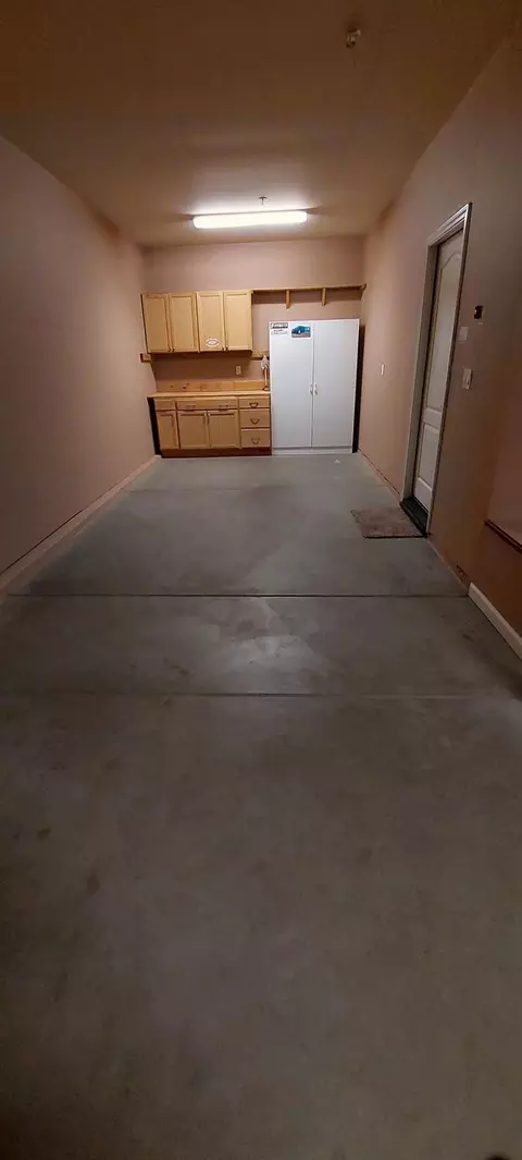 Other - 935 Mono St, Manteca, CA 95337 photo 2 of 25