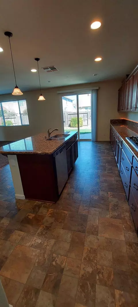 Kitchen - 935 Mono St, Manteca, CA 95337 photo 1 of 7