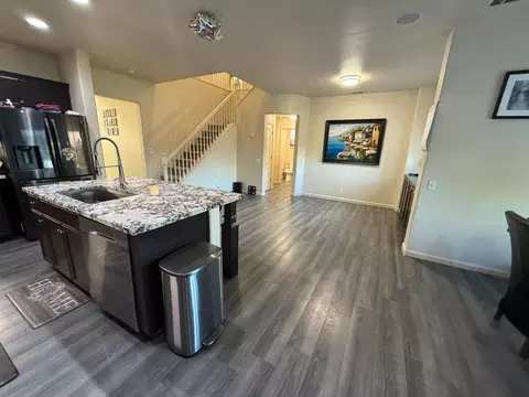 Entry Way - 4185 Pathway Ln, Turlock, CA 95382 photo 1 of 1