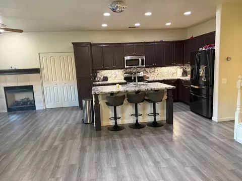 Kitchen - 4185 Pathway Ln, Turlock, CA 95382 photo 1 of 4
