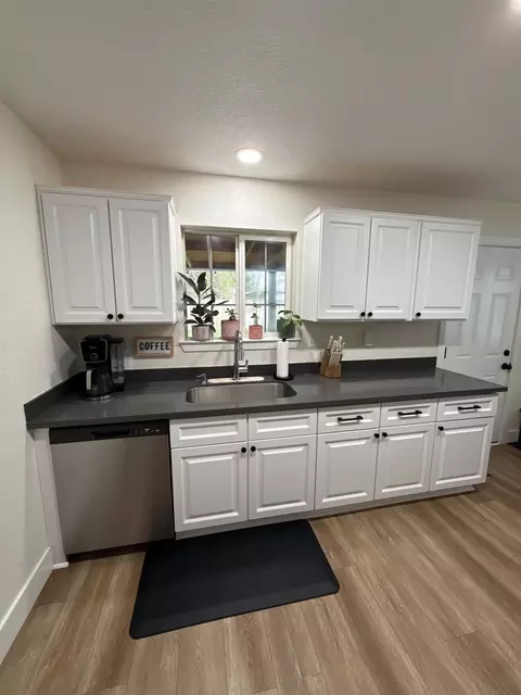 Kitchen - 7669 Barrow St, Sutter, CA 95982 photo 2 of 4