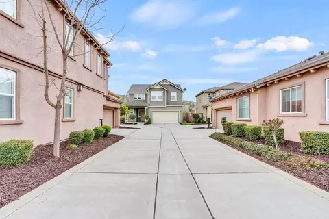 9433 Vintner Cir, Patterson, CA 95363 photo 2