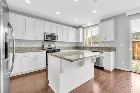 9433 Vintner Cir, Patterson, CA 95363 photo 14