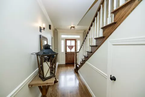 Entry Way - 2220 Castleview Dr, Turlock, CA 95382 photo 2 of 3