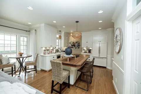 Kitchen - 2220 Castleview Dr, Turlock, CA 95382 photo 2 of 3