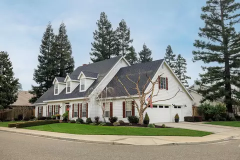 Exterior - 2220 Castleview Dr, Turlock, CA 95382 photo 3 of 7