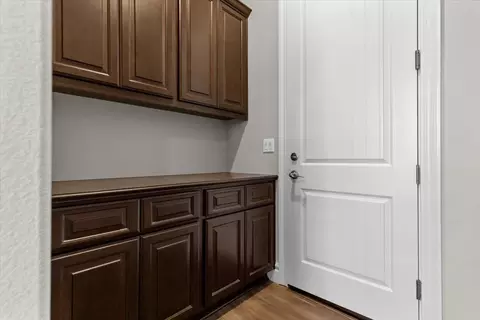 Entry Way - 947 Doak Blvd, Ripon, CA 95366 photo 2 of 5