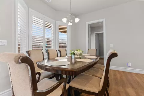 Dining - 947 Doak Blvd, Ripon, CA 95366 photo 1 of 1