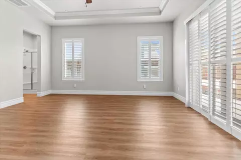 Living - 947 Doak Blvd, Ripon, CA 95366 photo 6 of 6