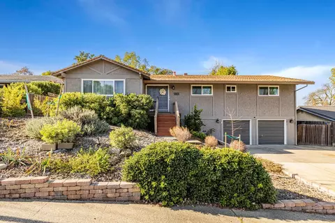 5013 Kendra Ct, Fair Oaks, CA 95628