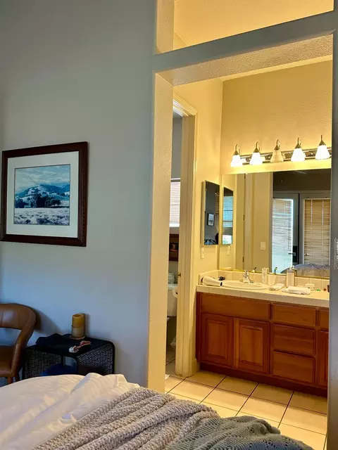 Bath - 73 Quail Hollow Ln, Copperopolis, CA 95228 photo 3 of 5