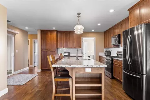 Kitchen - 10596 Oak Dr, Grass Valley, CA 95949 photo 1 of 6
