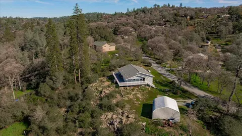 View/Area - 10596 Oak Dr, Grass Valley, CA 95949 photo 7 of 28