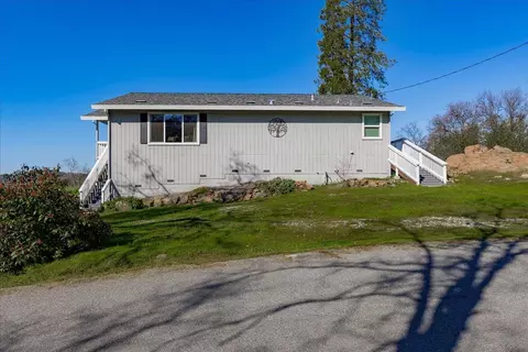 Exterior - 10596 Oak Dr, Grass Valley, CA 95949 photo 1 of 24