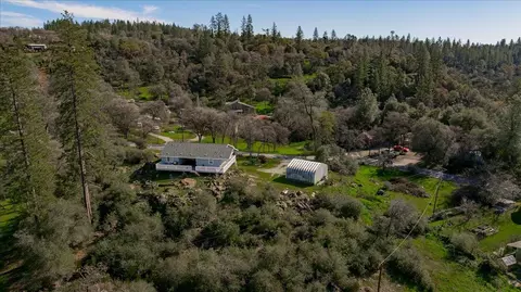 View/Area - 10596 Oak Dr, Grass Valley, CA 95949 photo 14 of 28