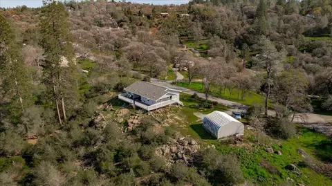 View/Area - 10596 Oak Dr, Grass Valley, CA 95949 photo 11 of 28