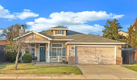 277 Fragrance St, Manteca, CA 95337