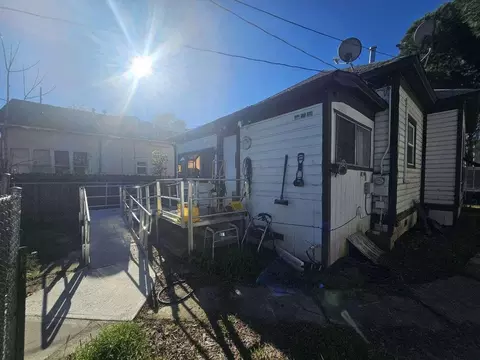 Exterior - 524 Madison St, Red Bluff, CA 96080 photo 5 of 14