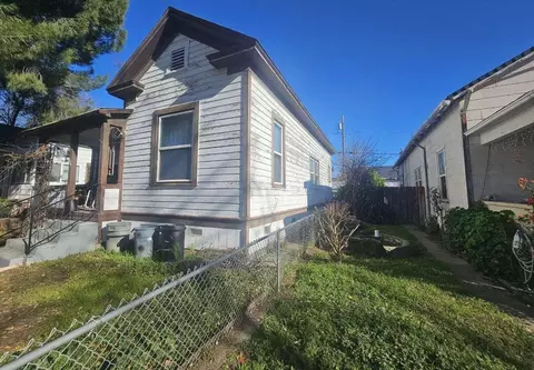 524 Madison St, Red Bluff, CA 96080