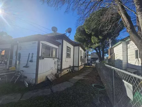 Exterior - 524 Madison St, Red Bluff, CA 96080 photo 4 of 14
