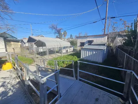Exterior - 524 Madison St, Red Bluff, CA 96080 photo 9 of 14