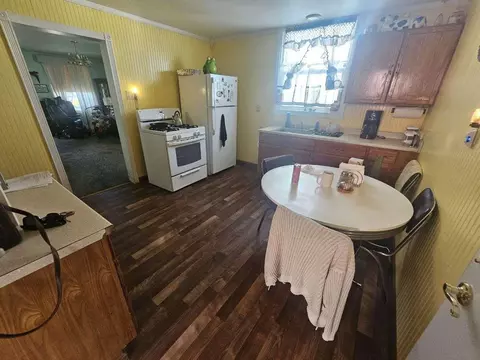 Kitchen - 524 Madison St, Red Bluff, CA 96080 photo 2 of 2