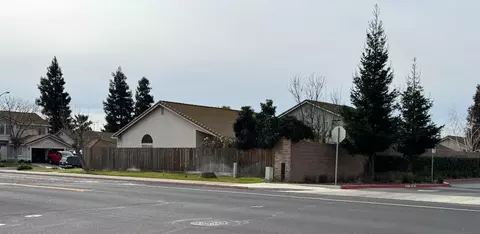 805 Cole Ave, Turlock, CA 95382 photo 23