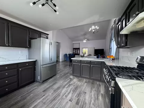805 Cole Ave, Turlock, CA 95382 photo 8