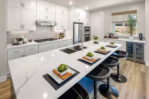 2395 Briar Meadow Cir, Auburn, CA 95603