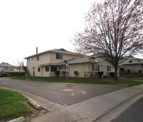 3582 Opal Dr #2, Auburn, CA 95602