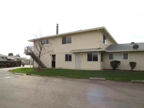 3582 Opal Dr #2, Auburn, CA 95602