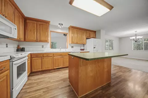 Kitchen - 12210 Irish Ct, Jackson, CA 95642 photo 1 of 3