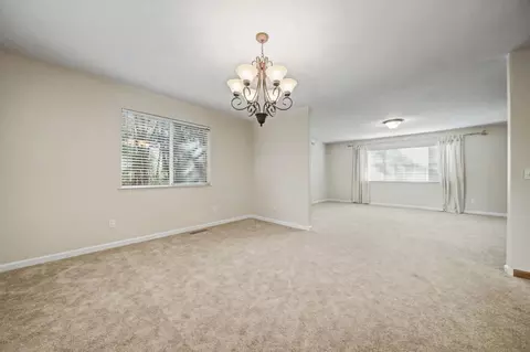 Living - 12210 Irish Ct, Jackson, CA 95642 photo 5 of 10