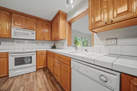 Kitchen - 12210 Irish Ct, Jackson, CA 95642 photo 3 of 3