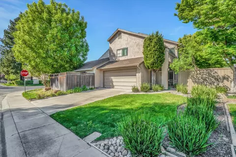 985 Camphor St, Manteca, CA 95337 photo 1