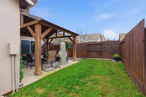 2209 Perth Dr, Modesto, CA 95355 photo 24